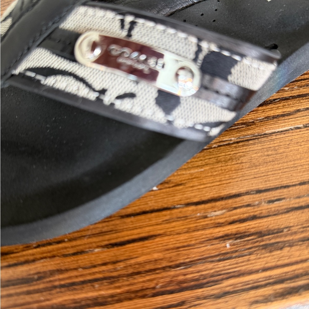 Coach Black Signature Canvas Thong Sandals with Silver Brand Tag - Picture 2 of 8